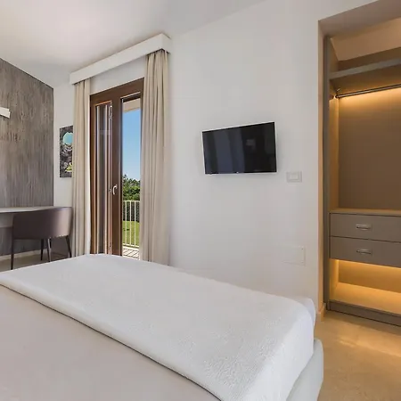 Perla Degli Alimini Villa Otranto
